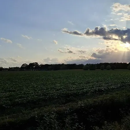 De Strijpse Hoeve, Een Ruime Moderne Woning *