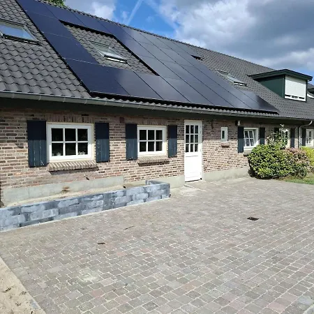 De Strijpse Hoeve, Ruime Woning In De Peel